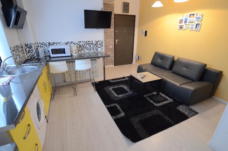 Uptown Residence Apartments Бухарест Екстер'єр фото